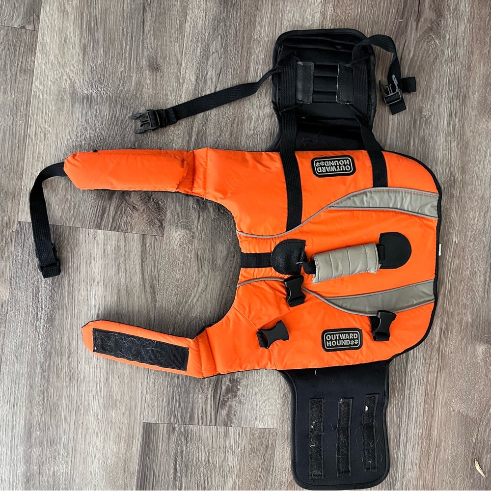 Outward Hound Vibrant Orange Pet Life Vest Medium